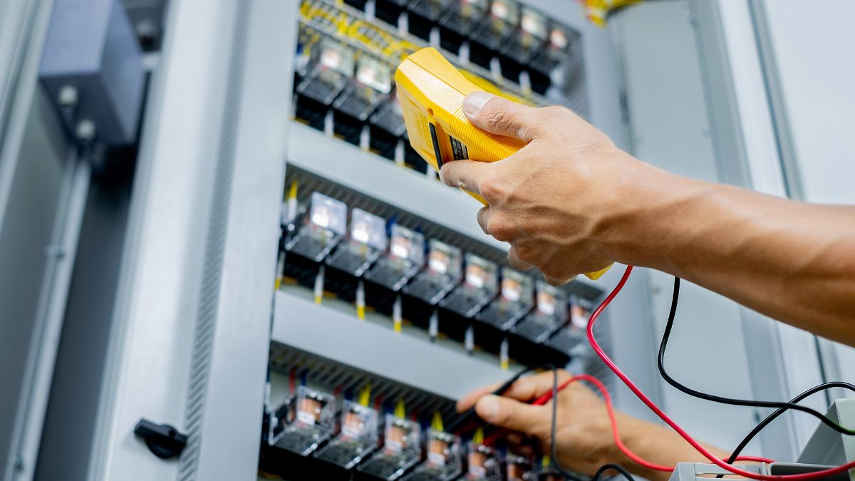 Mantenimiento Preventivo en Redes Eléctricas (2)